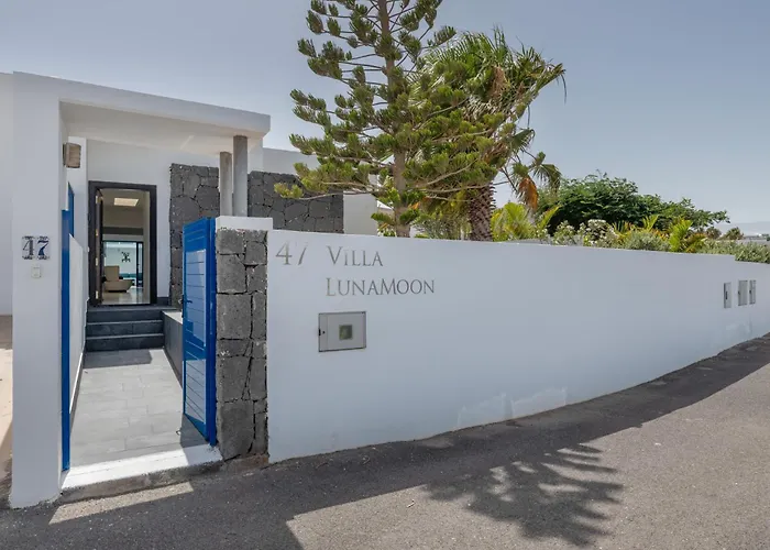 Lunamoon, Playa Blanca (Lanzarote)